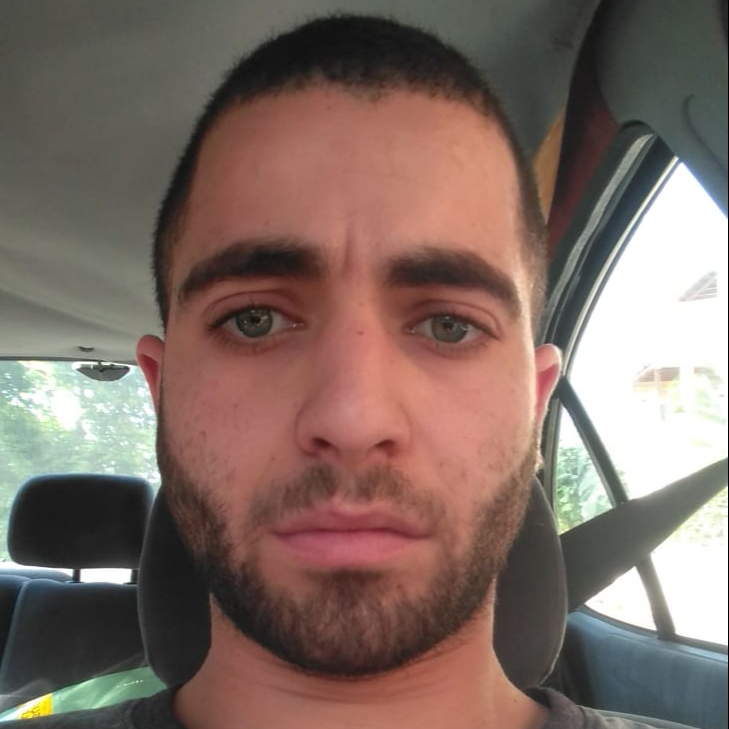 חיים בן סימון - אינסטלטור , תמונת פנים