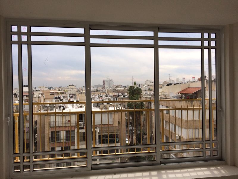 עבודות אלומיניום ותריסים חשמליים