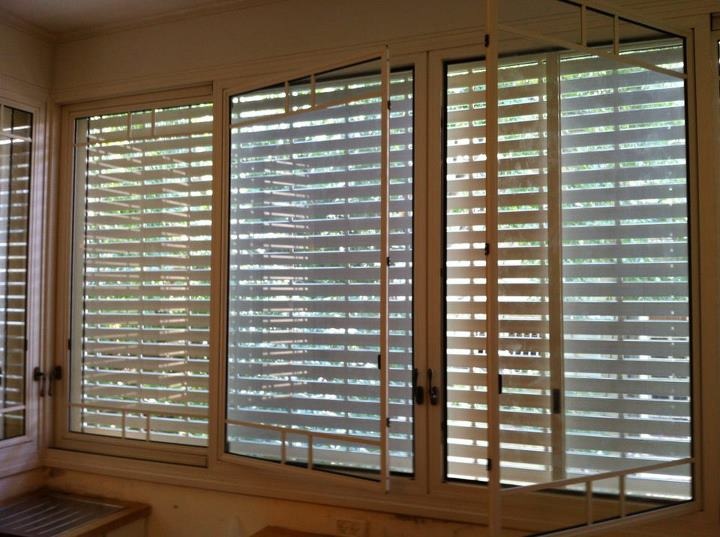 עבודות אלומיניום ותריסים חשמליים