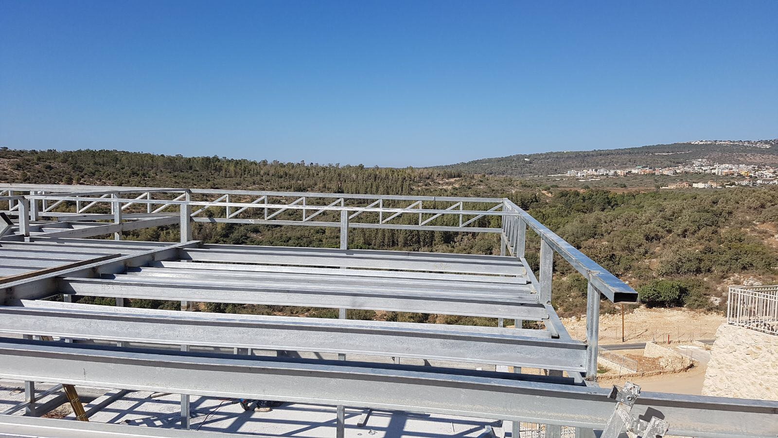 בניית בית מבניה קלה