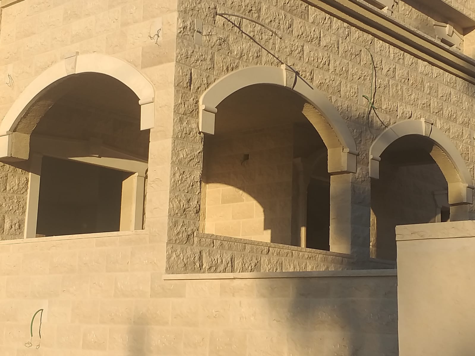 בניה ושיפוץ מבנים