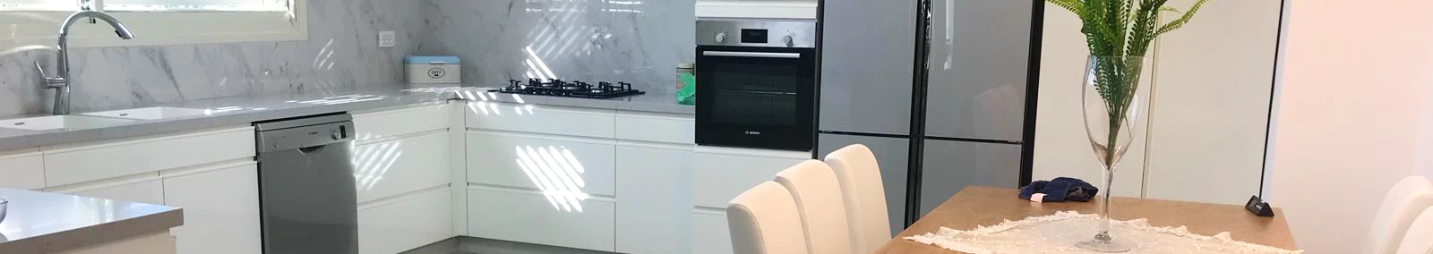 צילום מעבודה של ירון ביטון