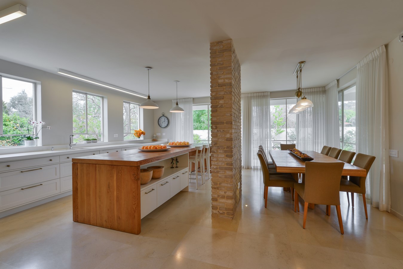 ×¤×× ×ª ×××× ×××××. ×§××¨ ×ª××× ×©×××¤× ×××¨××§××.