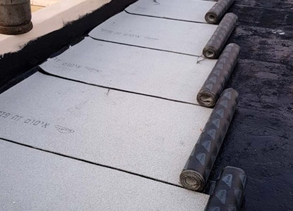 צילום מעבודה של דוד רוב