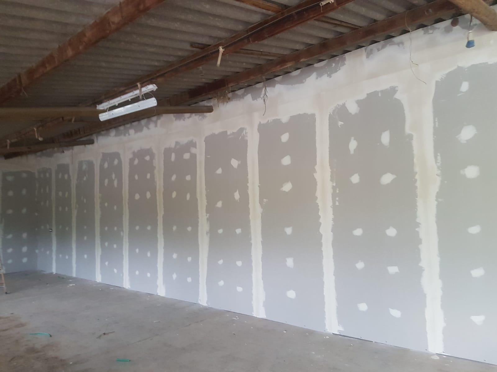 מגוון עבודות גבס