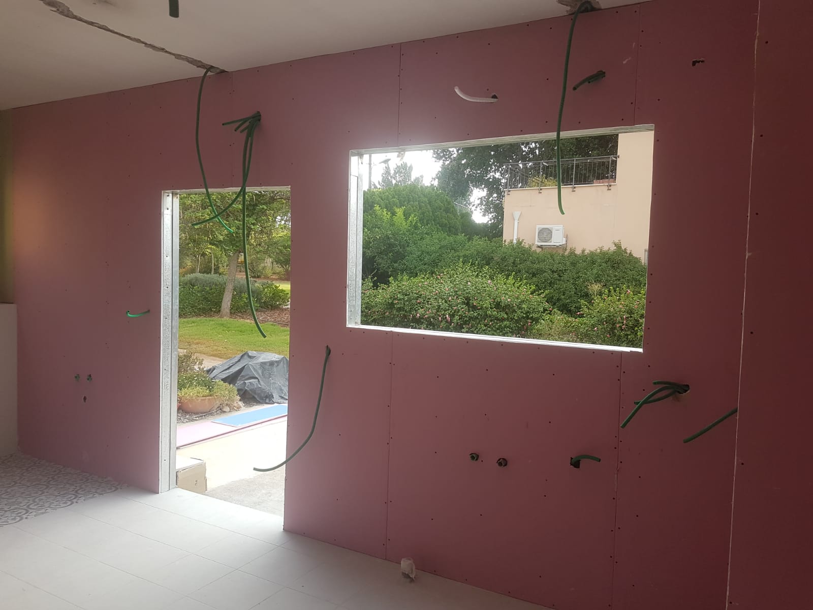 מגוון עבודות גבס