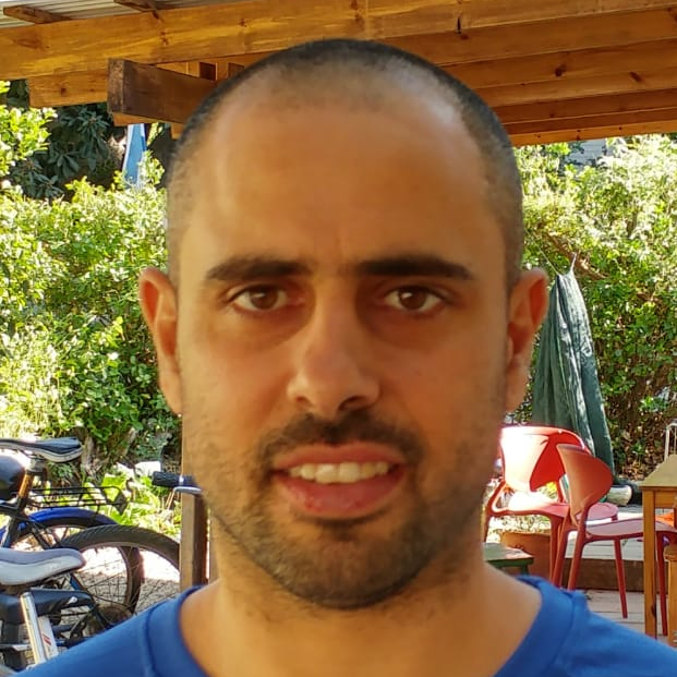 רם אלפסי - מתקין דקים ופרגולות , תמונת פנים