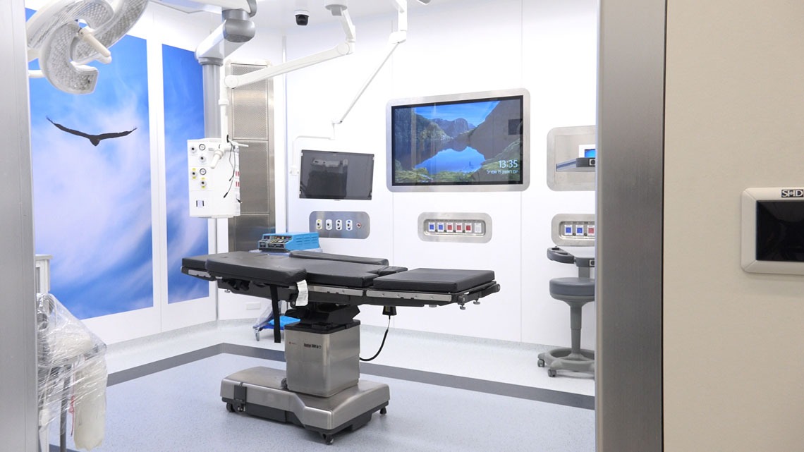 שיפוצים כלליים למרפאות, מסעדות משרדים וחנויות בגדים.