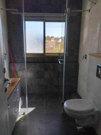 שיפוץ מקלחון וחדר שירותים