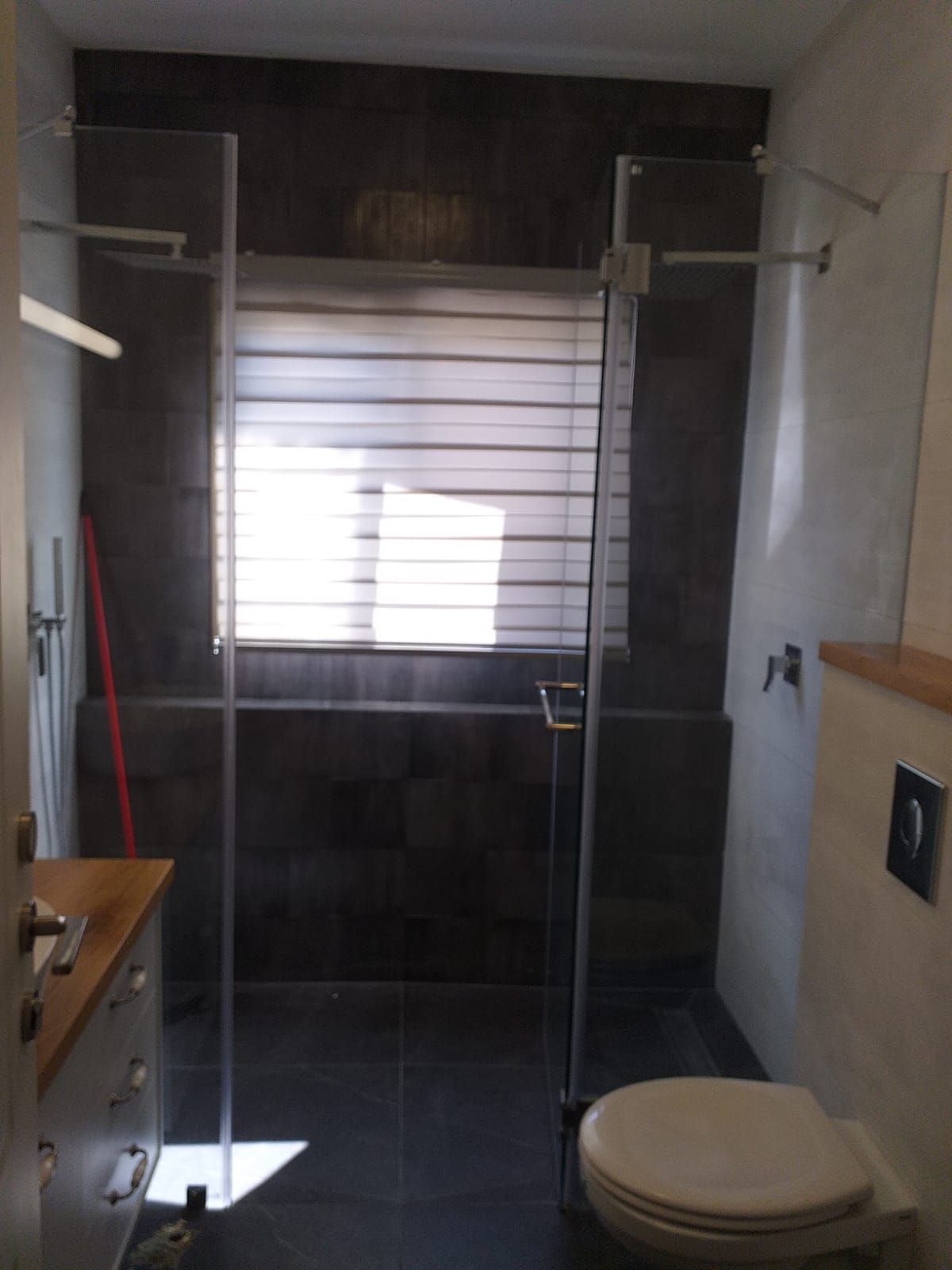 שיפוץ מקלחון וחדר שירותים