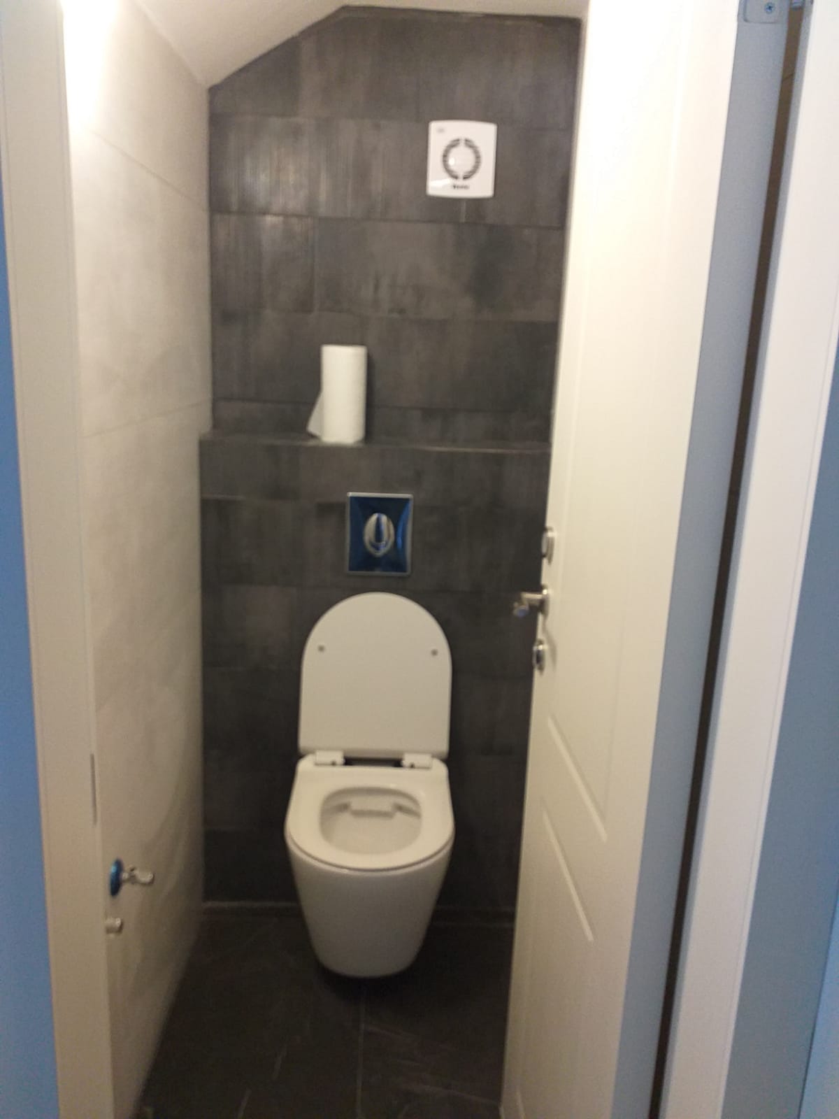 שיפוץ מקלחון וחדר שירותים