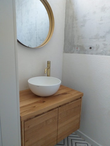 שיפוץ תא שירותים