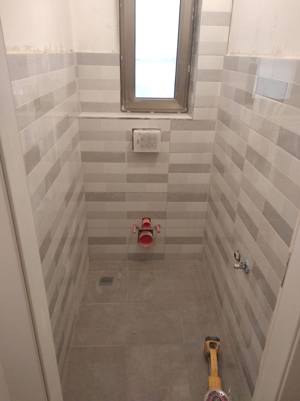 שרותים ומקלחת כפר סבא