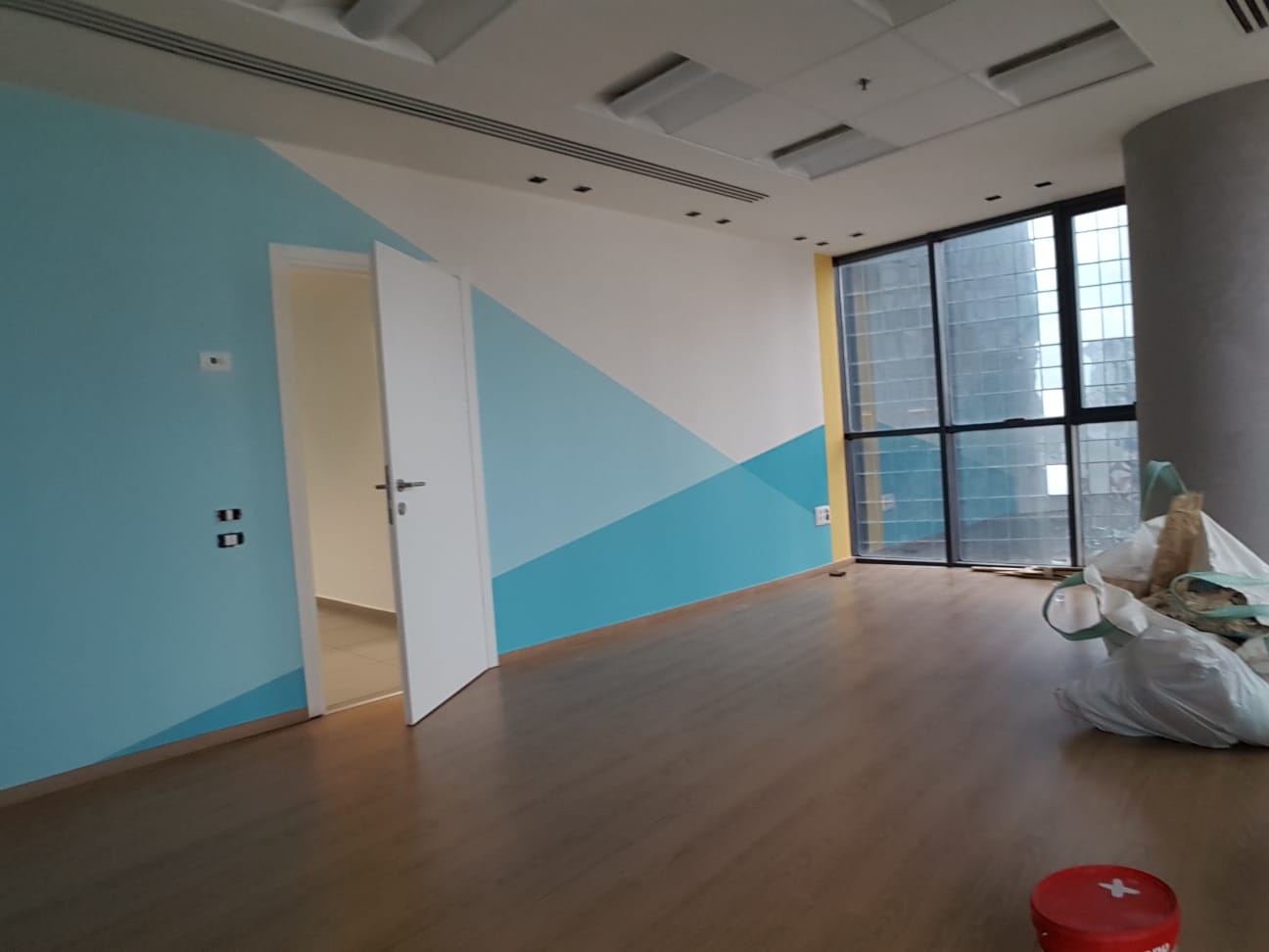 שיפוץ משרדים