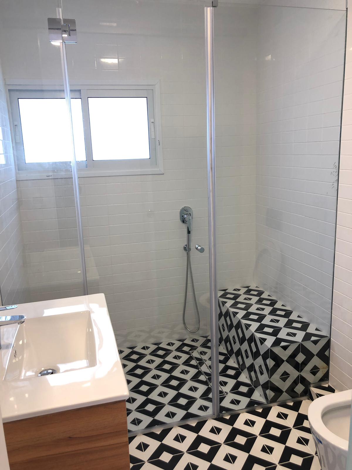 שיפוץ מקלחת ושירותים