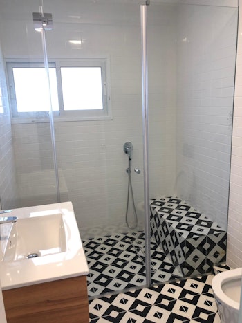 שיפוץ מקלחת ושירותים