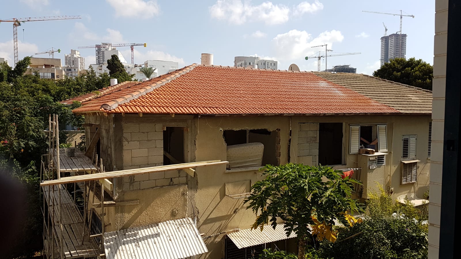 תוספות בניה ועבודות גמר