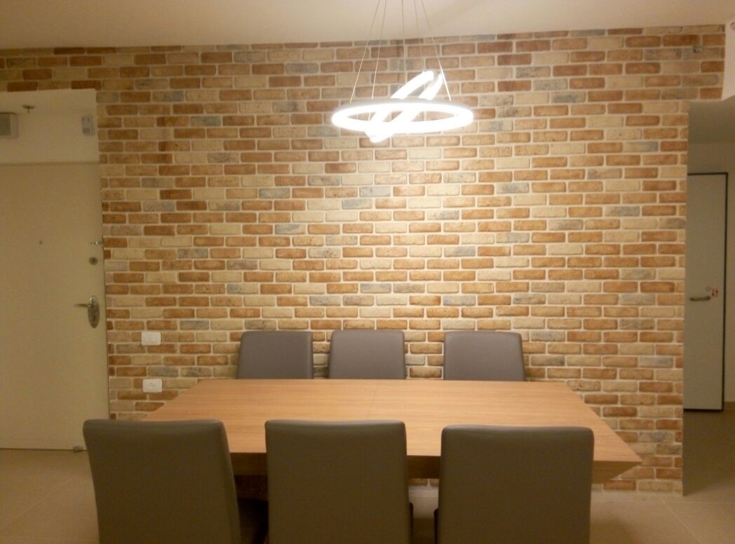 חיפויי קיר שונים בבתי מגורים