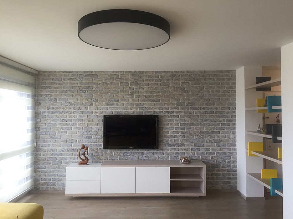 חיפויי קיר שונים בבתי מגורים