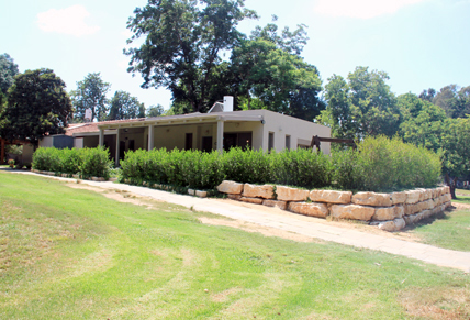 בית משפחת עוגן, עין החורש