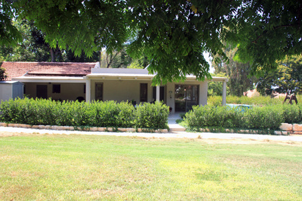 בית משפחת עוגן, עין החורש