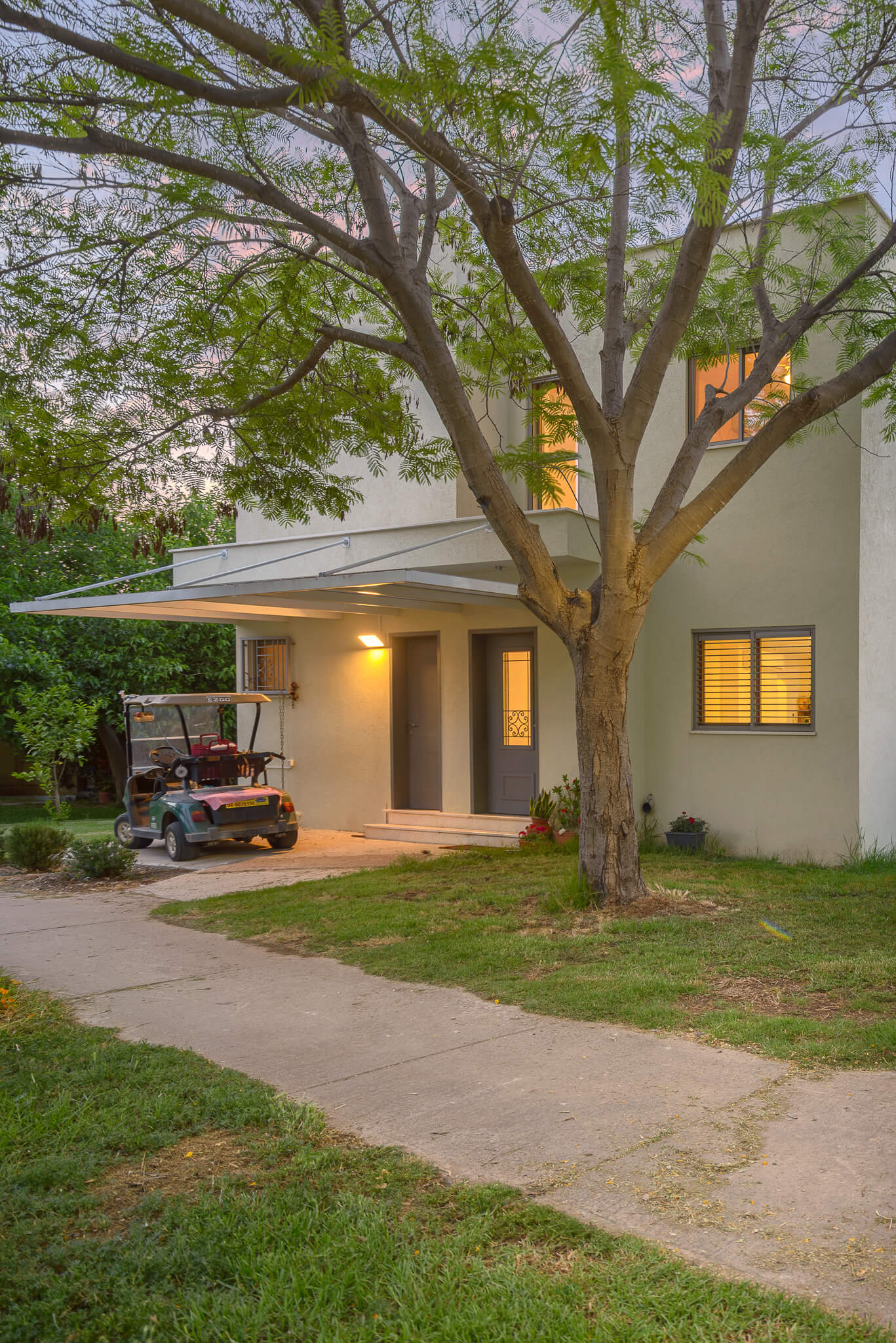 בית משפחת סיגל, אושה