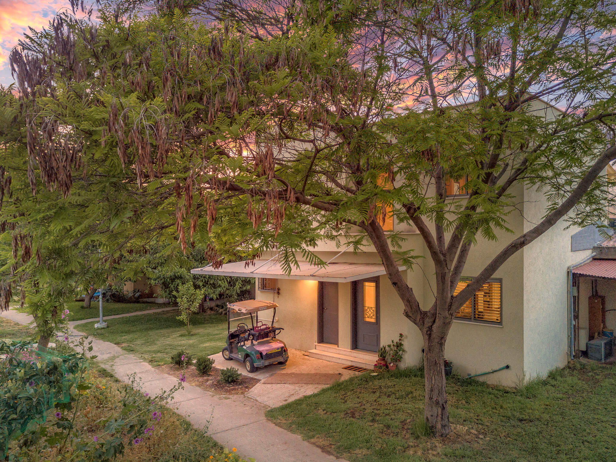 בית משפחת סיגל, אושה