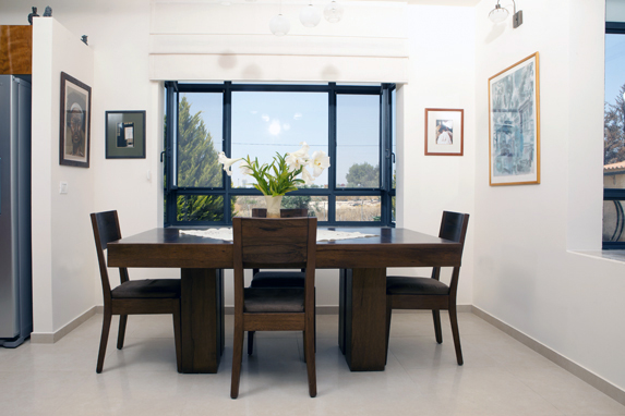 בית משפחת יוגב, כפר רות