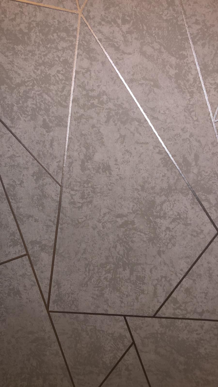 בריקים וטפטים