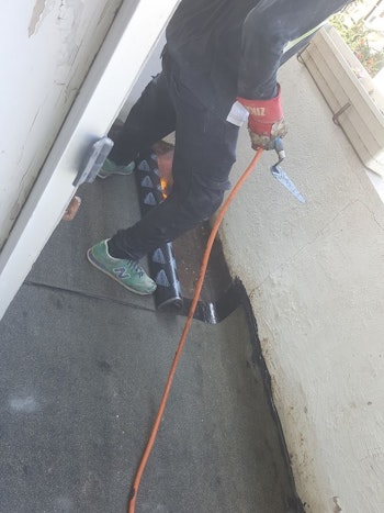 עבודת איטום