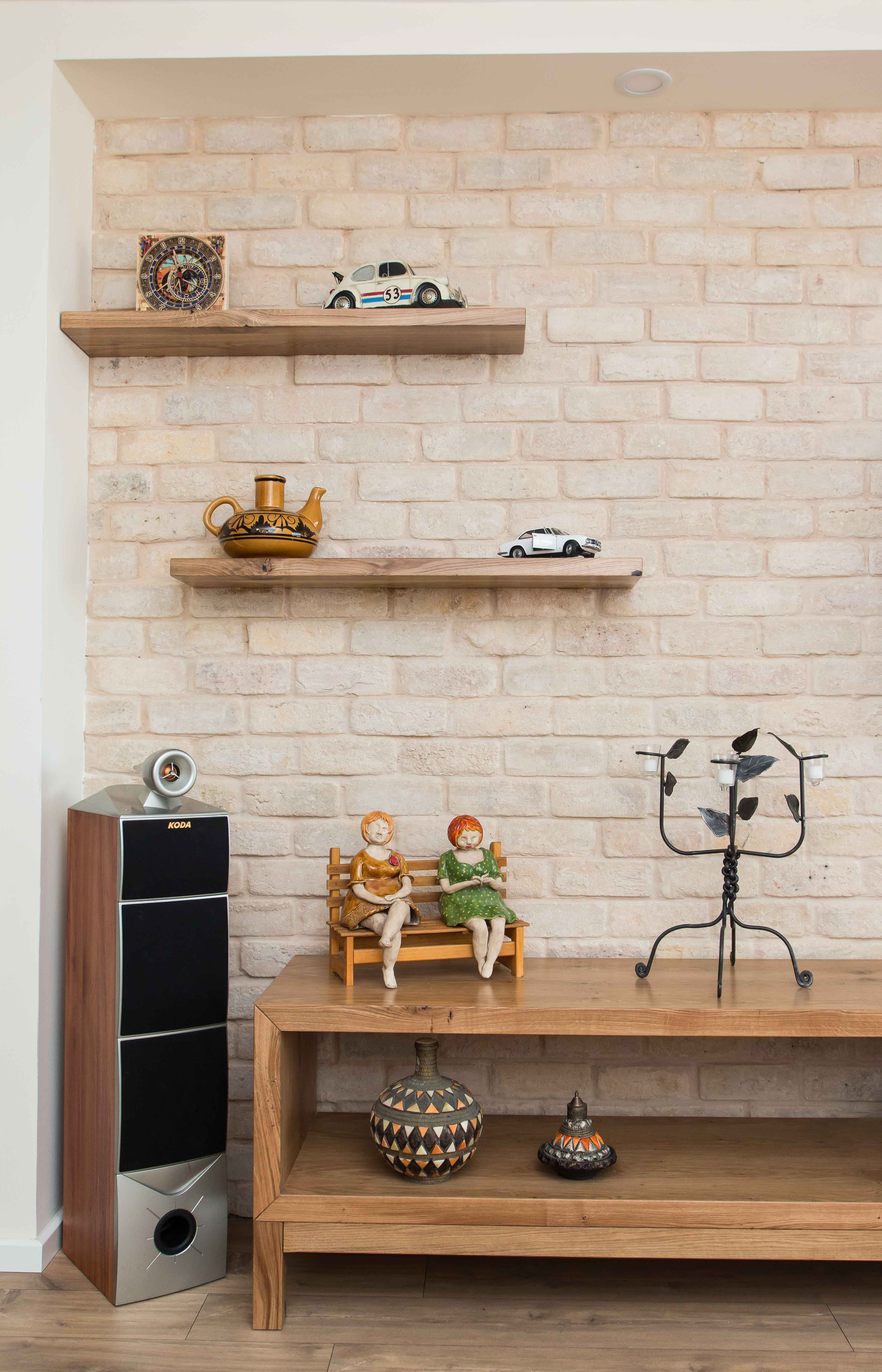 עיצוב סלון ופינת אוכל בדירה