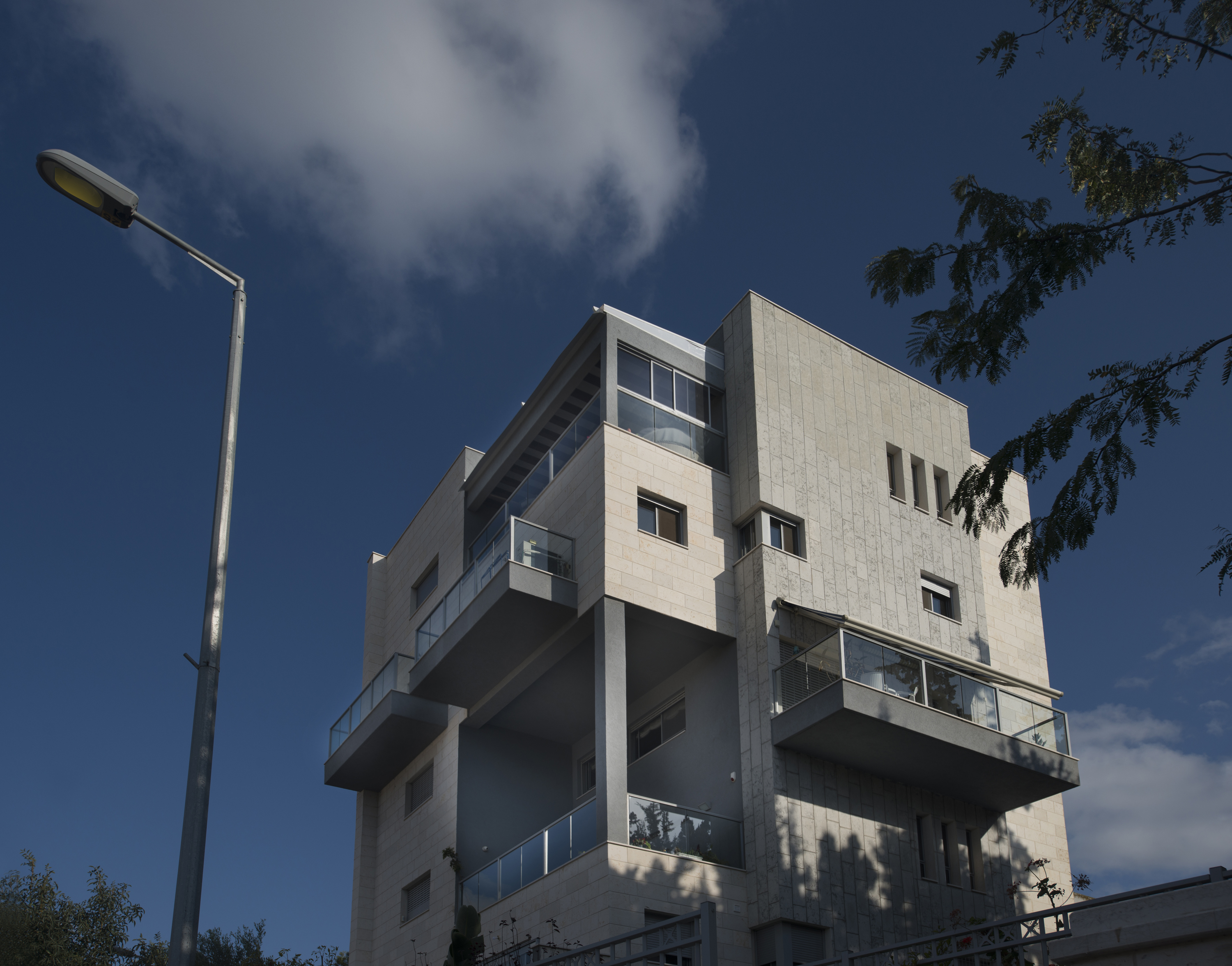 בניין מגורים במסגרת תמא 38