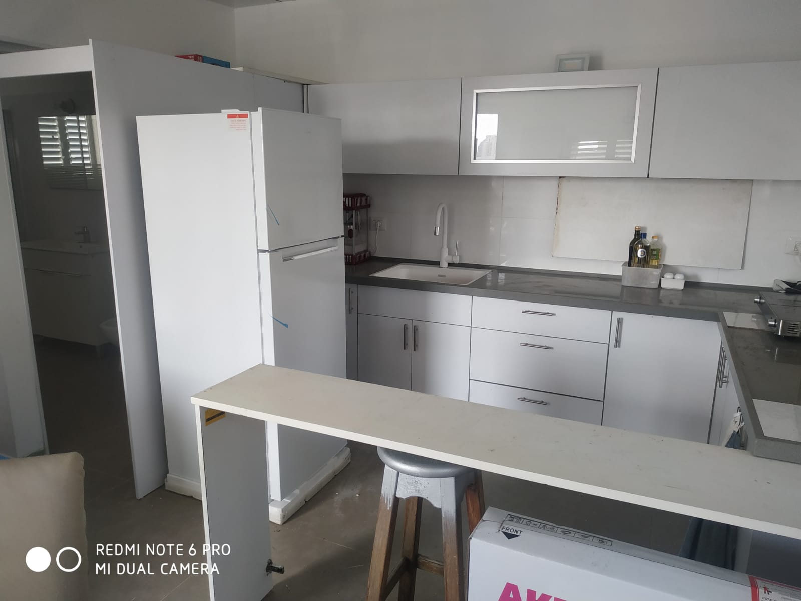 צביעה ותיקונים בבית פרטי