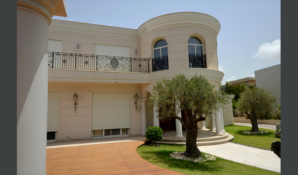 בית קיץ בהשראה קלאסית