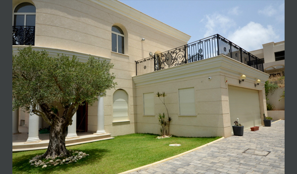 בית קיץ בהשראה קלאסית