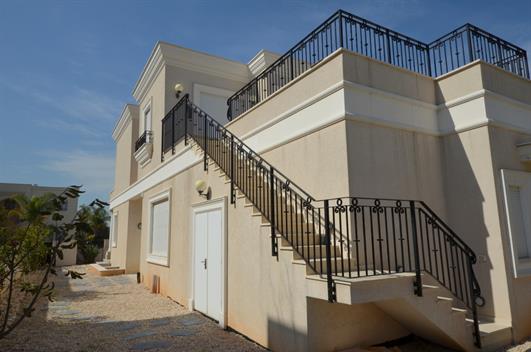 בית משפחה בהשראה קלאסית