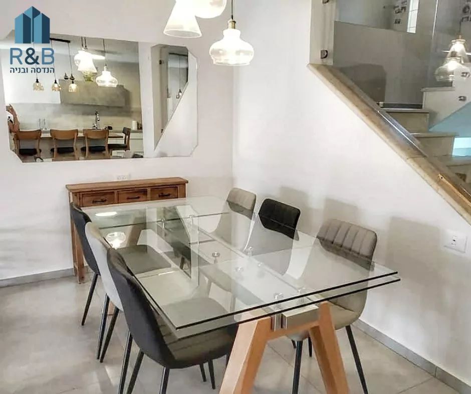 שיפוץ יסודי של בית פרטי