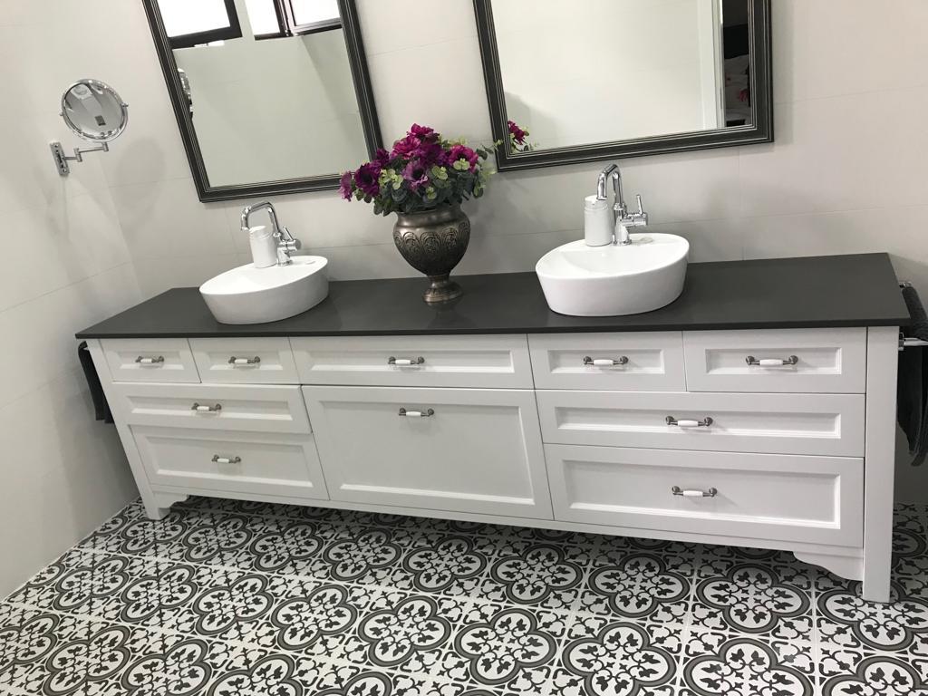 שיפוץ כולל לחדר מקלחת