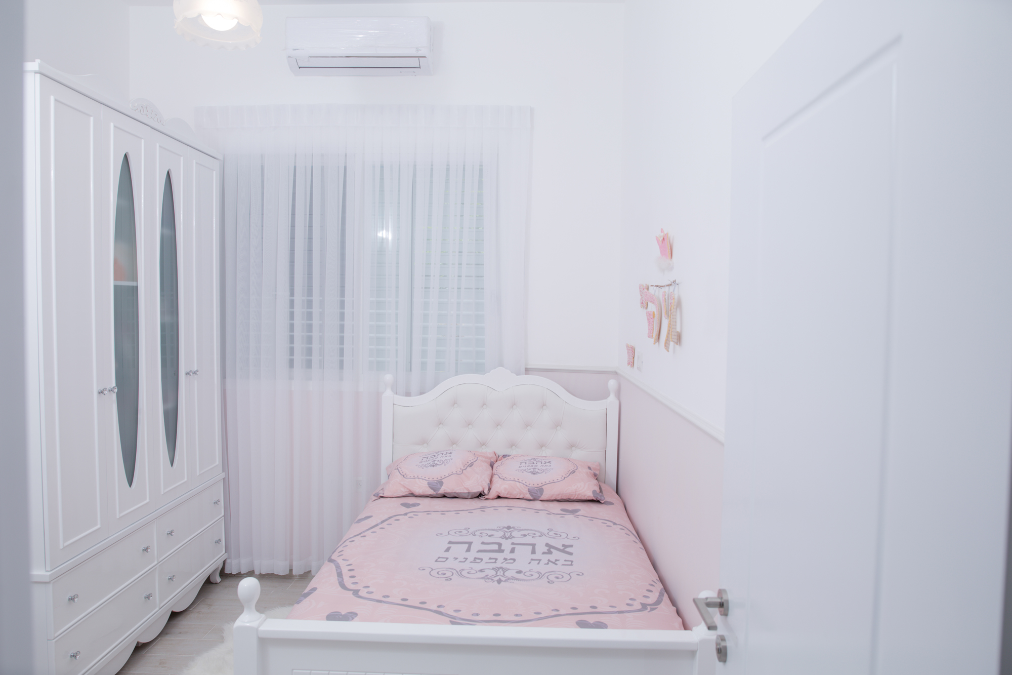 ×××¨ ×©×× × × ×§× ××¨××× ××.