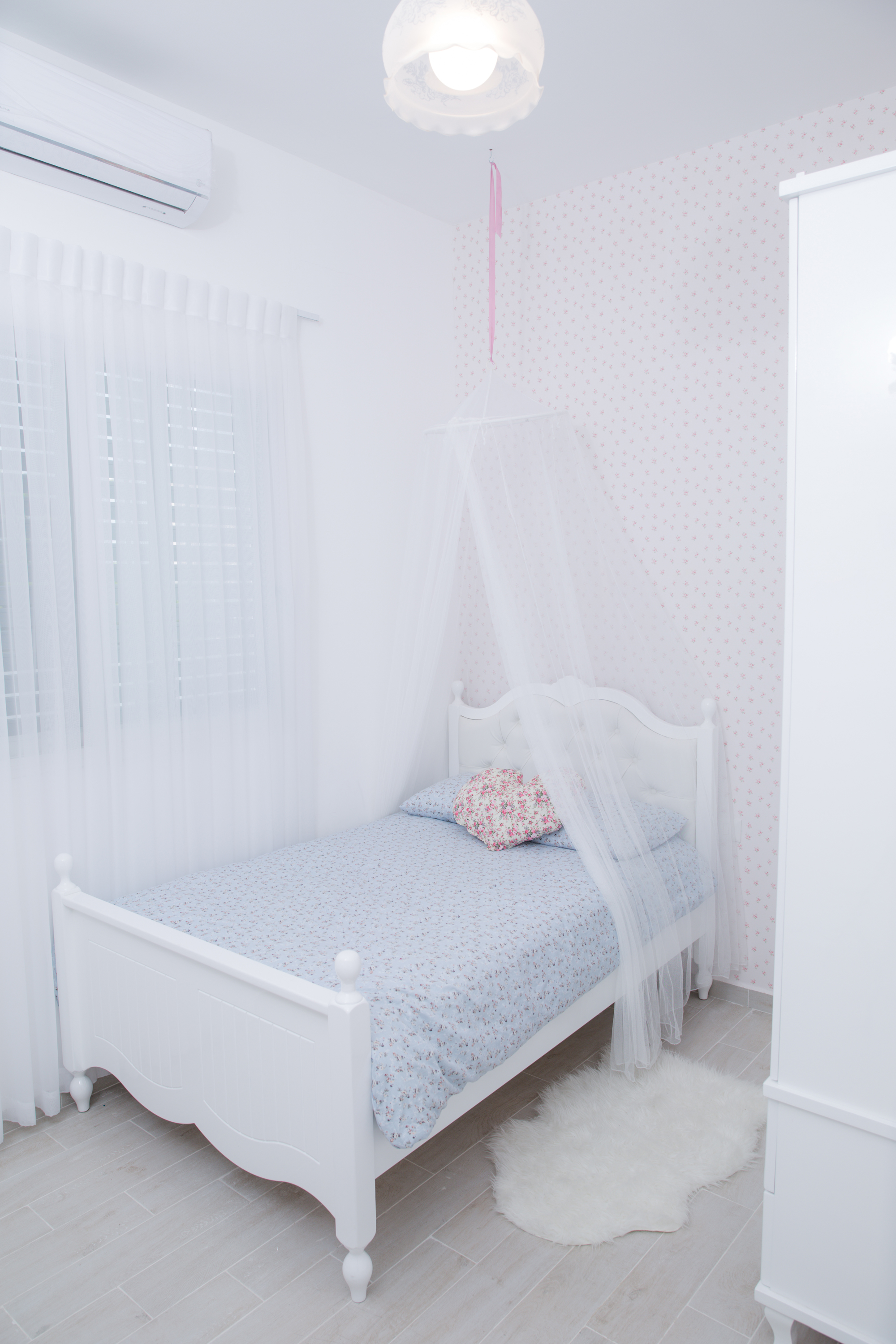 ×××¨ ×©×× × ××××××ª × ××¡×¤×ª.