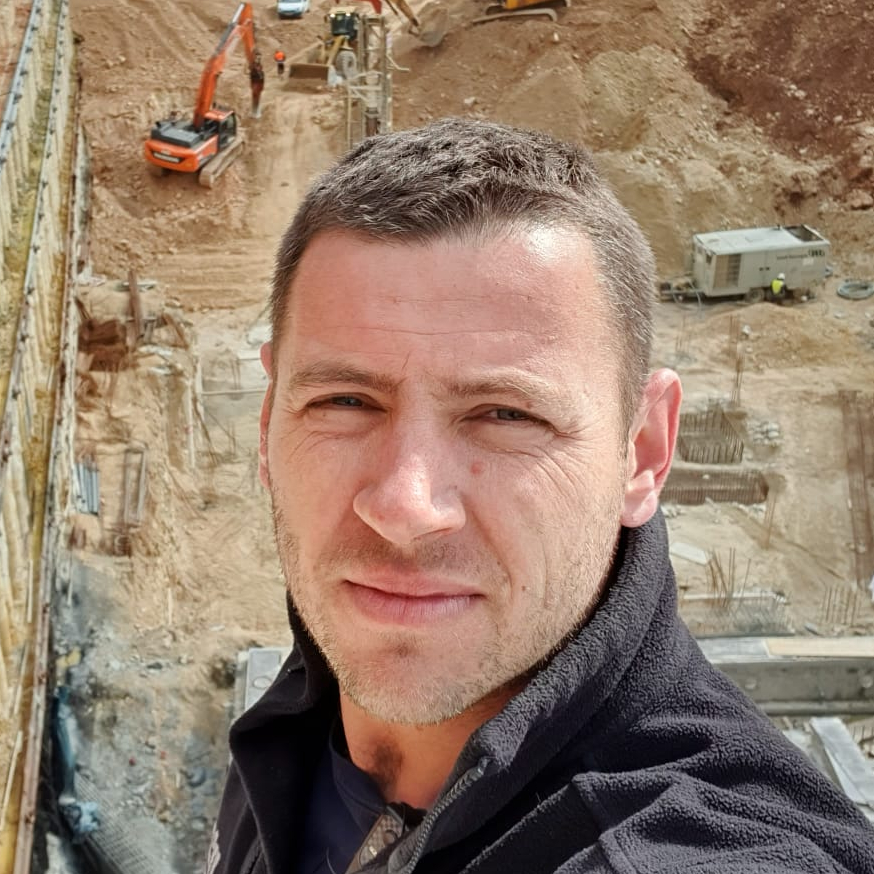 מסגריית אילן - מסגר , תמונת פנים