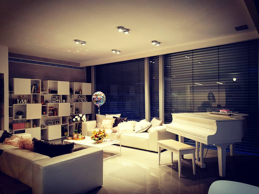 צילום מעבודה של אביתר בורי