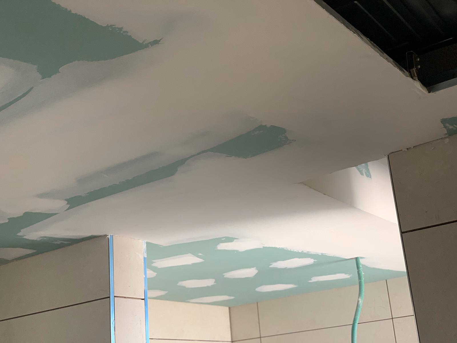 צילום מעבודה של מורד רינאוי