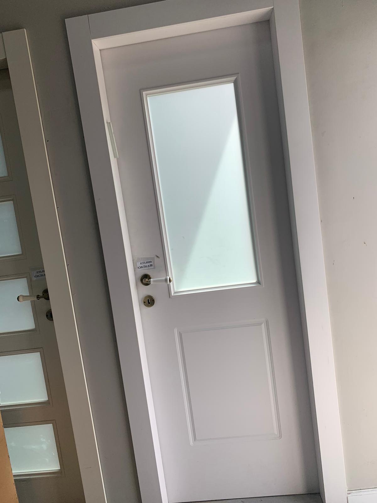 דלתות פנים לדוגמה
