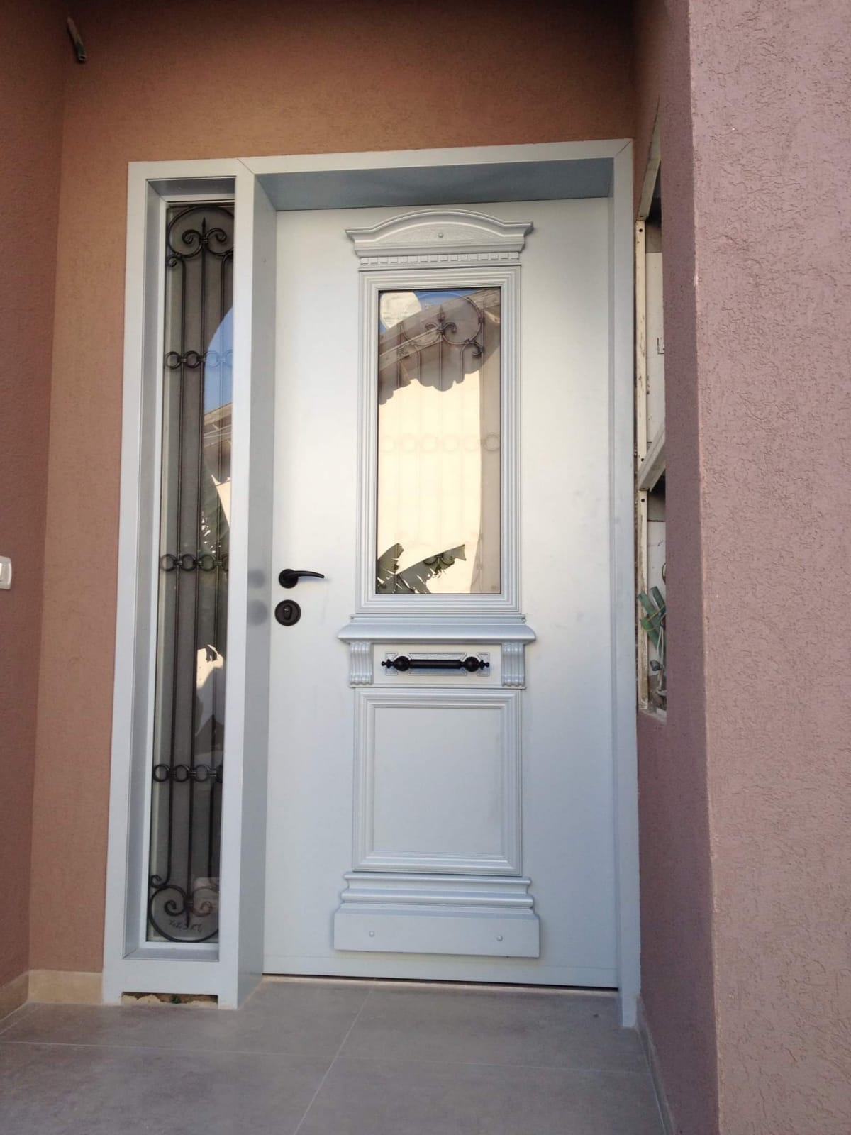 כל סוגי הדלתות פנים וחוץ