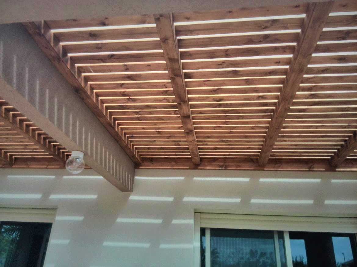 פרגולות ודקים