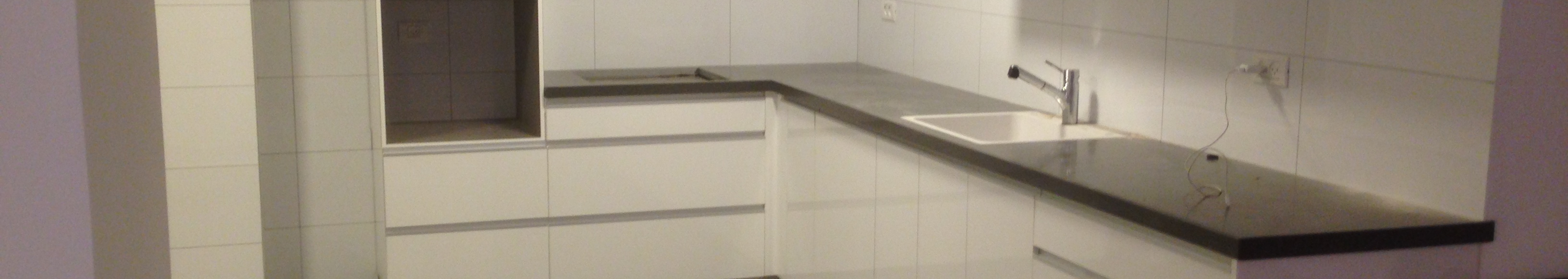 צילום מעבודה של בכור חיימוב