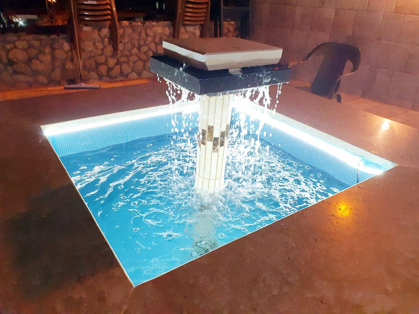 צילום מעבודה של מנהאל עזאם