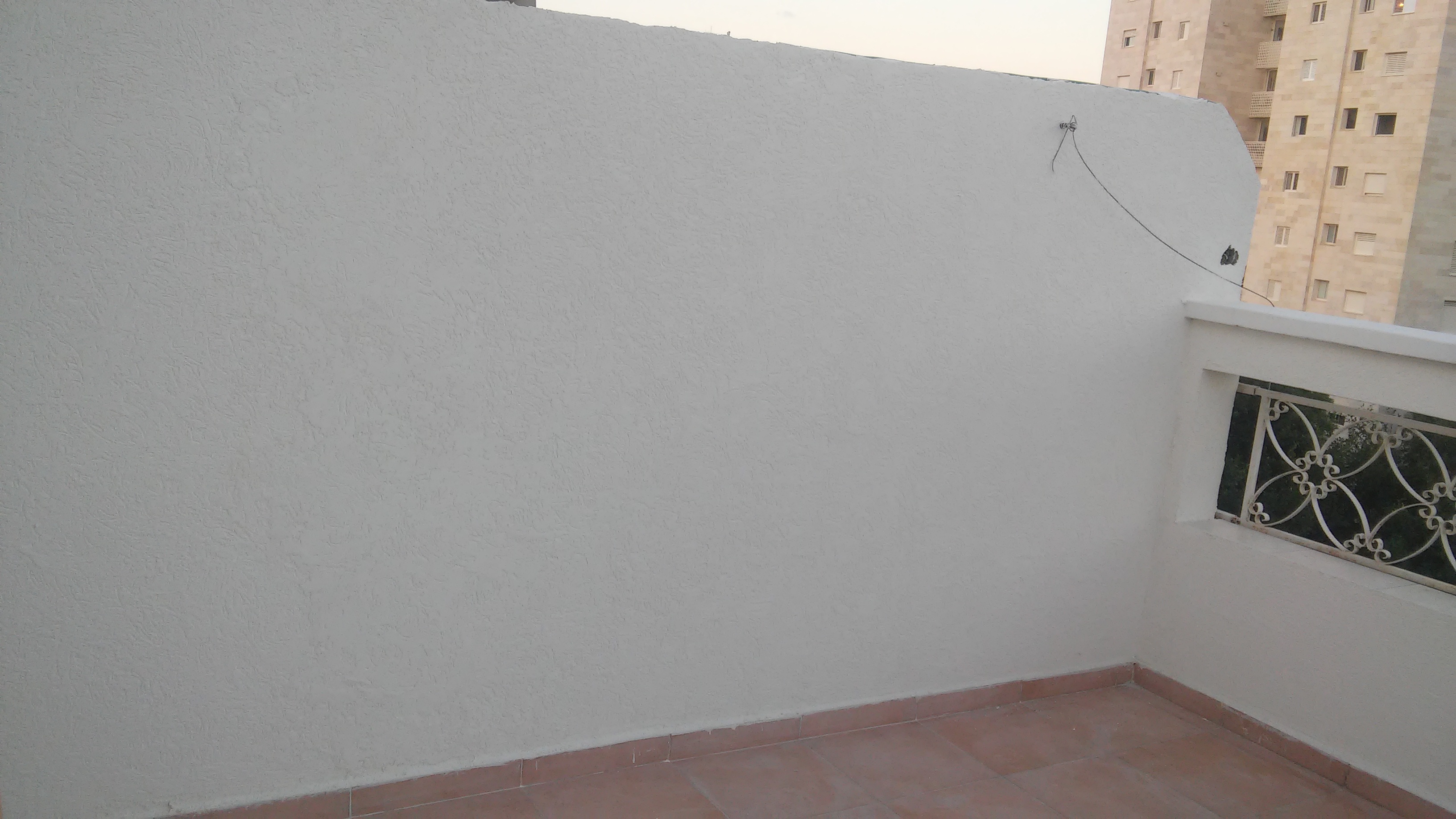 עבודת שיקום ושליכט צבעוני