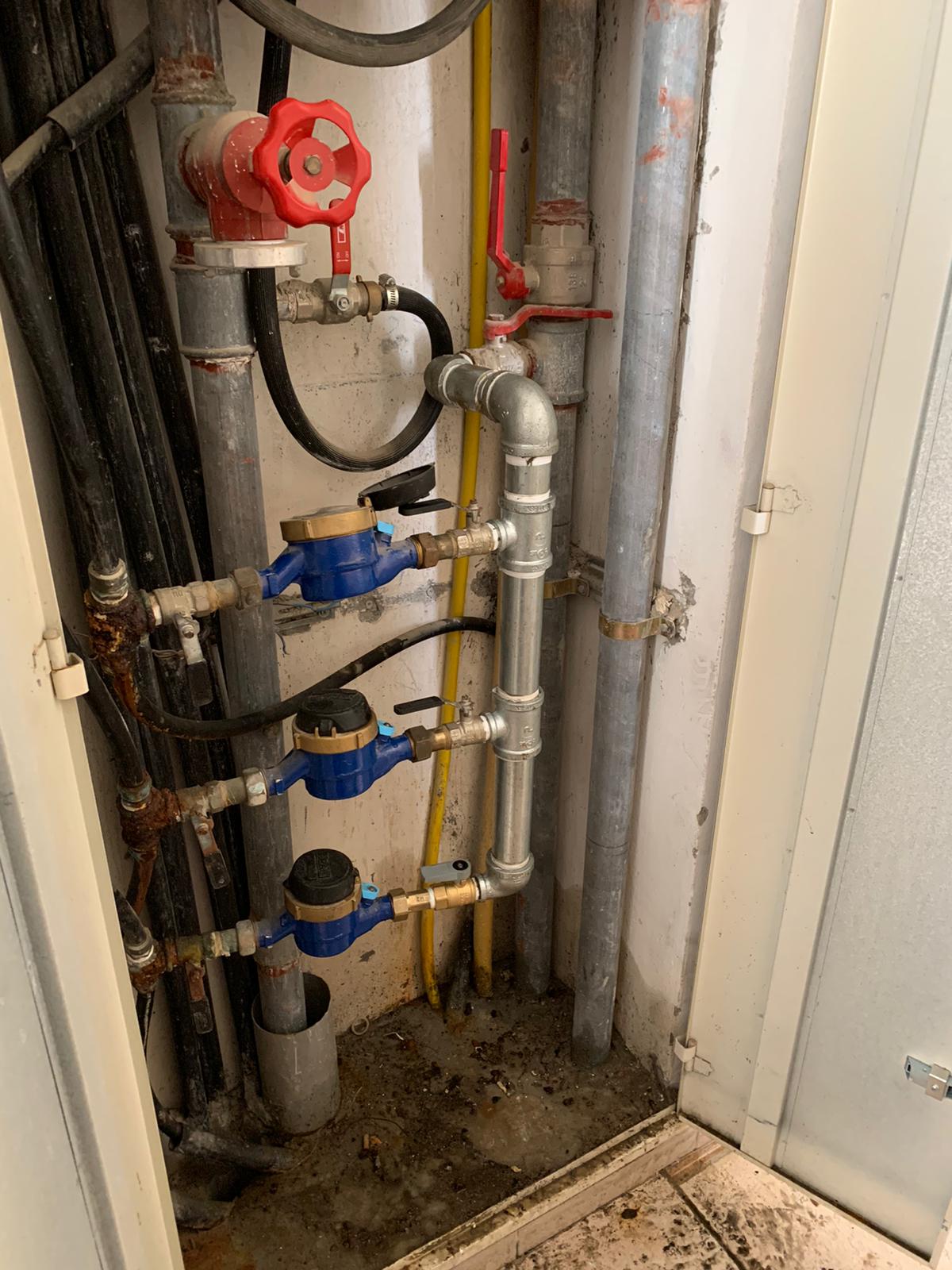 החלפת צנרת מים פגומה